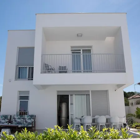 Willa Luxury Teuta With Heated Saltwater Pool *