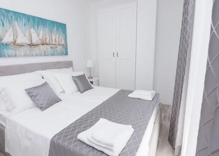 Luxury Teuta With Heated Saltwater Pool Villa Zaton (Zadar)