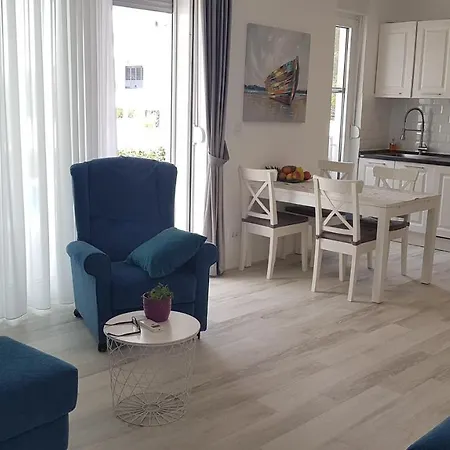 Luxury Teuta With Heated Pool *