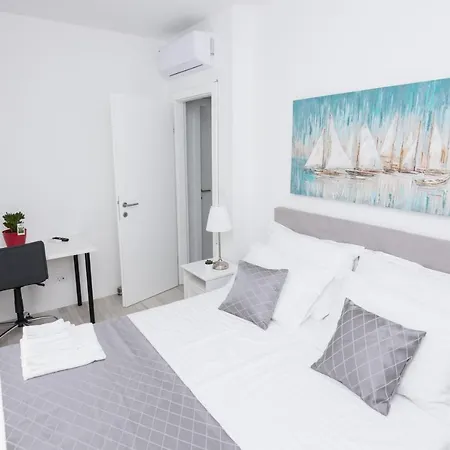 Villa Luxury Teuta With Heated Pool