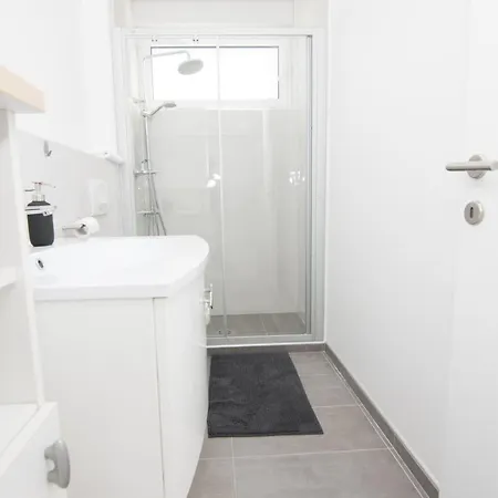 Luxury Teuta With Heated Pool *