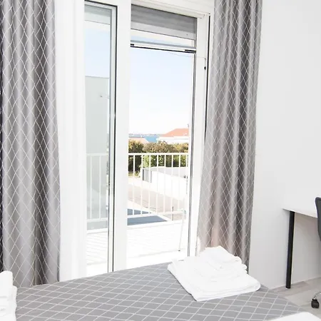 Luxury Teuta With Heated Pool Zaton (Zadar)