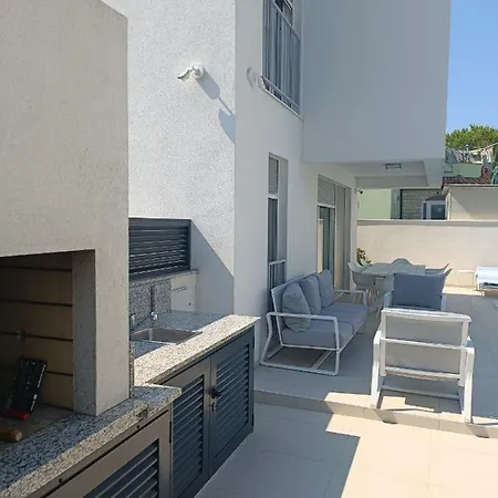Luxury Teuta With Heated Pool Villa *