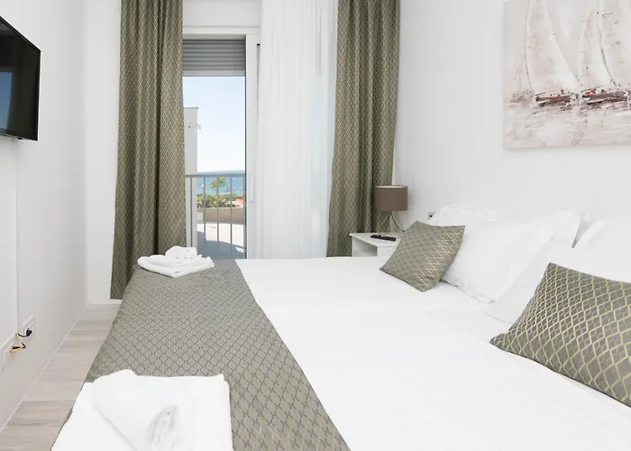 Luxury Teuta With Heated Saltwater Pool 别墅